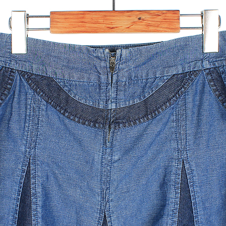 Marc_Jacobs(��ũ�����߽�) ��ĿƮ �̹���3 - ���̺��� �߰���ǰ