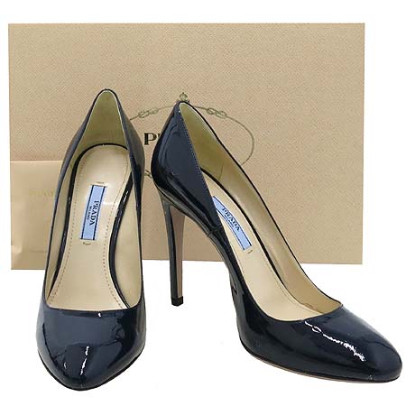 �����  ����