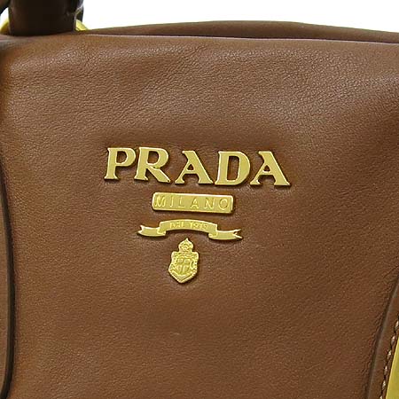 Prada(�����) BN1904 SOFT CALF(����Ʈ ī��) ���� ���� ��Ʈ�� + �����Ʈ�� �̹���4 - ���̺��� �߰���ǰ