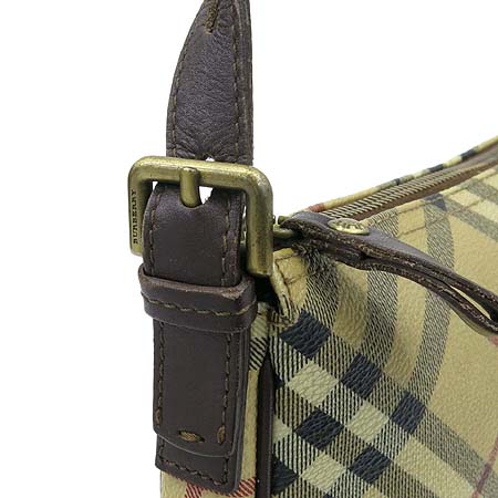 Burberry(������) ���̸��� üũ PVC ���� �Ŀ�ġ ����� �̹���3 - ���̺��� �߰���ǰ