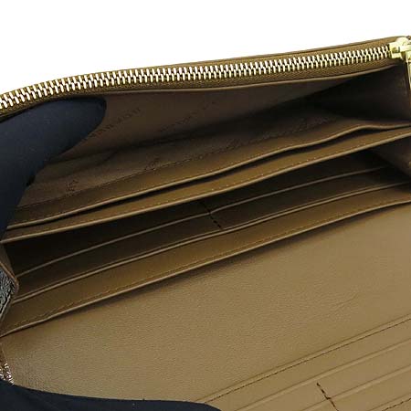 Burberry(������) 3910031 ���̸��� üũ PVC ī�� ���̴�Ʈ Ʈ���� ������ �̹���4 - ���̺��� �߰���ǰ