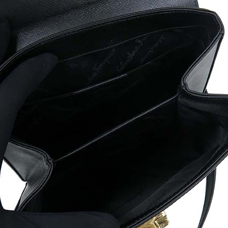 Ferragamo(��󰡸�) 21 0160 ���� ��ġ�� �ΰ� �� ��Ŭ ���� ���ǾƳ� ���� �̴� ��ÿ ��Ʈ�� + �����Ʈ�� �̹���6 - ���̺��� �߰���ǰ