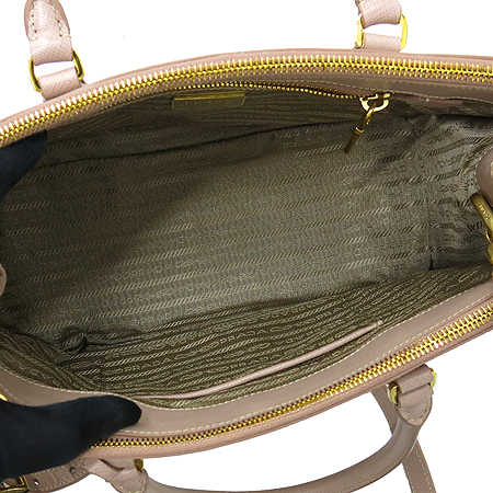 Prada(�����) BN1801 ����ΰ� ����Ʈ��ũ ���ǾƳ�(SAFFIANO) ����(LUX) 2WAY �̹���6 - ���̺��� �߰���ǰ