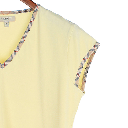 Burberry(������) �μҸ� Ƽ �̹���3 - ���̺��� �߰���ǰ