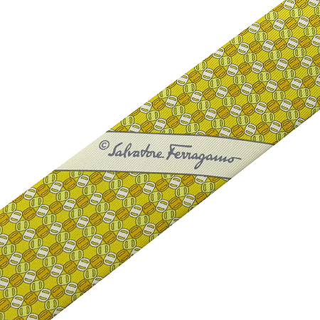 Ferragamo(��󰡸�) ���ο� ���� ��ũ ��Ÿ�� �̹���5 - ���̺��� �߰���ǰ