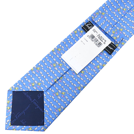 Ferragamo(��󰡸�)  ��ī�̺��� ����  ��Ÿ�� �̹���4 - ���̺��� �߰���ǰ