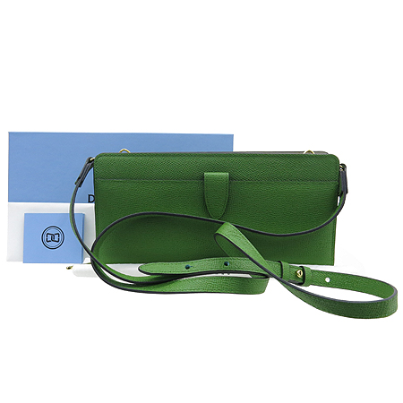 ������  ������