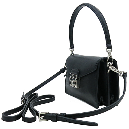 Prada(�����) BN2662 ���� ���ǾƳ� �Ŀ�ġ ��Ʈ�� Ŭ��ġ�� ũ�ν��� �̹���3 - ���̺��� �߰���ǰ