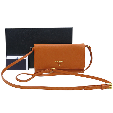 ����� ���ǾƳ� WOC ũ�ν��� 