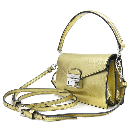 Prada(�����) BN2662 ��� ���ǾƳ� ��Ʈ�� Ŭ��ġ�� ũ�ν��� �̹���3 - ���̺��� �߰���ǰ