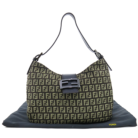 ���  �����