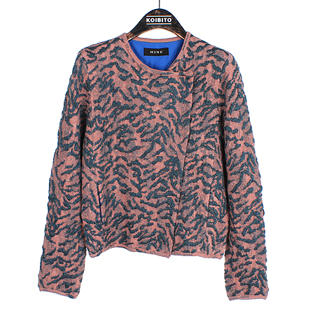 ����  ����