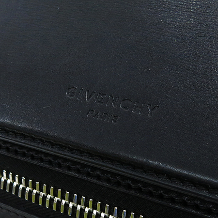 GIVENCHY(�����) 13L5255006 ���� �ΰ� �� �ǵ��� M������ ������� 2WAY �̹���4 - ���̺��� �߰���ǰ