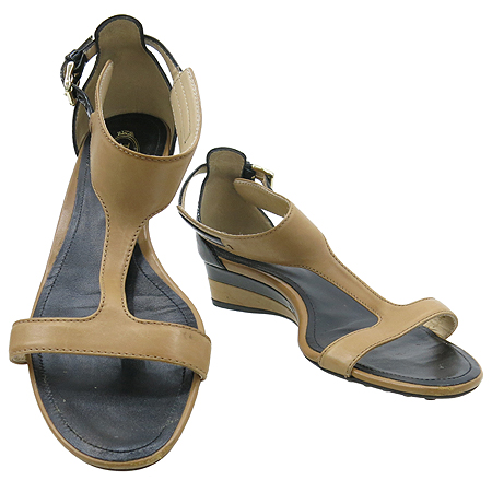 ����  ����