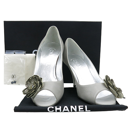 ����  ����