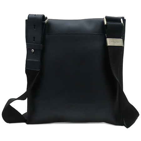 Ferragamo(��󰡸�) 24 7208 ���� ���� �ΰ� ������ ũ�ν��� �̹���3 - ���̺��� �߰���ǰ