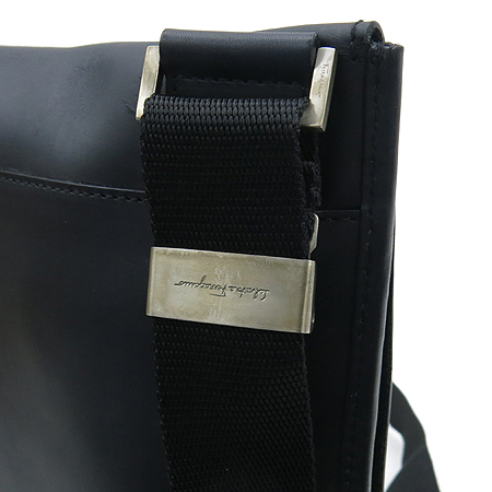 Ferragamo(��󰡸�) 24 7208 ���� ���� �ΰ� ������ ũ�ν��� �̹���4 - ���̺��� �߰���ǰ