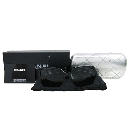 ����  ���۶�