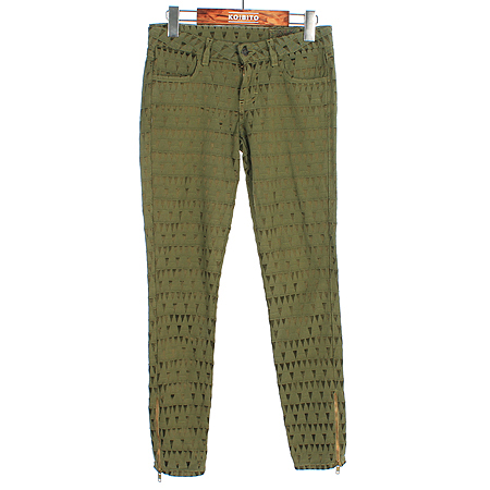 ����  ����