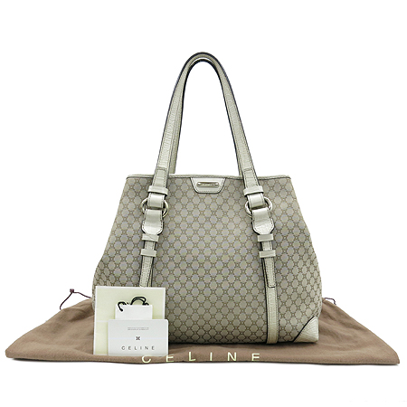 ������  �����