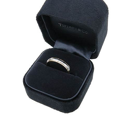 Tiffany(Ƽ�Ĵ�) PT(950)�÷�Ƽ�� 18K(750)��ũ��� �޺� ��ô� 4mm ��� ���� - 16ȣ �̹���2 - ���̺��� �߰���ǰ
