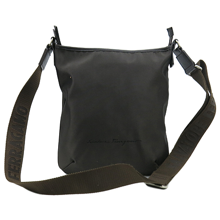 Ferragamo(��󰡸�) 24 8743 ���� �к긯 �ΰ� ��� ũ�ν��� �̹���2 - ���̺��� �߰���ǰ