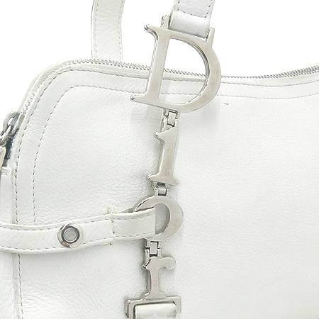 Dior(ũ����î���) ȭ��Ʈ ���� ���� �ΰ� ��� ��Ʈ�� �̹���3 - ���̺��� �߰���ǰ