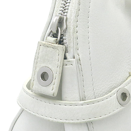 Dior(ũ����î���) ȭ��Ʈ ���� ���� �ΰ� ��� ��Ʈ�� �̹���4 - ���̺��� �߰���ǰ