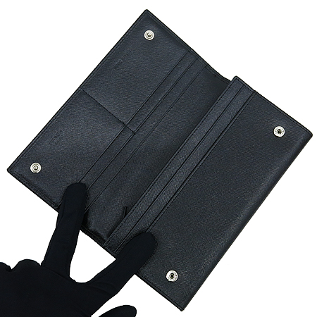 Prada(�����) �ﰢ ���� �ΰ� ���� ���ǾƳ� ���� ������ �̹���3 - ���̺��� �߰���ǰ