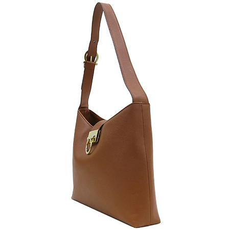 Ferragamo(��󰡸�) 21 8662 ����� ��ġ�� ����ΰ� �� ��� ȣ�� ����� �̹���2 - ���̺��� �߰���ǰ