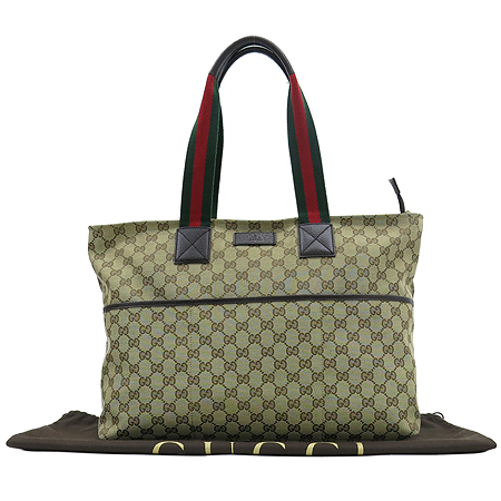 ����  �����