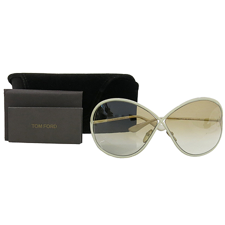 ������  ���۶�