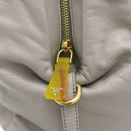 Prada(�����) ���� �ΰ� ��ũ�� ü�� NAPPA(�簡��) �������÷� ������ ����� �̹���5 - ���̺��� �߰���ǰ