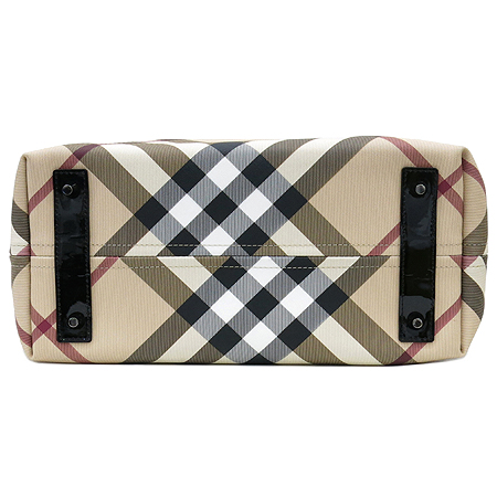 Burberry(������) 3489044 �� ���üũ PVC ��Ű(NICKIE) ���� ����� + ���� �Ŀ�ġ �̹���5 - ���̺��� �߰���ǰ