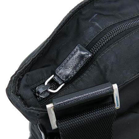 Prada(�����) �ﰢ�ΰ� ��� ���� �к긯 �޽��� ũ�ν��� �̹���4 - ���̺��� �߰���ǰ