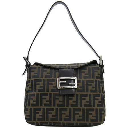 ���  �����