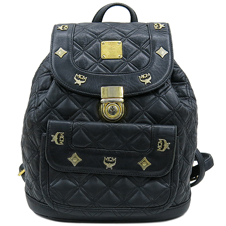 ������  ����