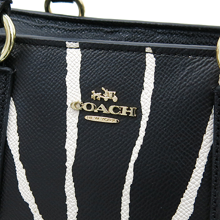 Coach(��ġ) 33525 ���� �ΰ� Mini Carryall in Zebra Printed Calf ���� ��Ʈ�� + �����Ʈ�� �̹���5 - ���̺��� �߰���ǰ