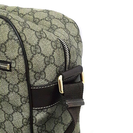 Gucci(����) 211107 GG�ΰ� PVC ũ�ν��� [��õ��] �̹���3 - ���̺��� �߰���ǰ