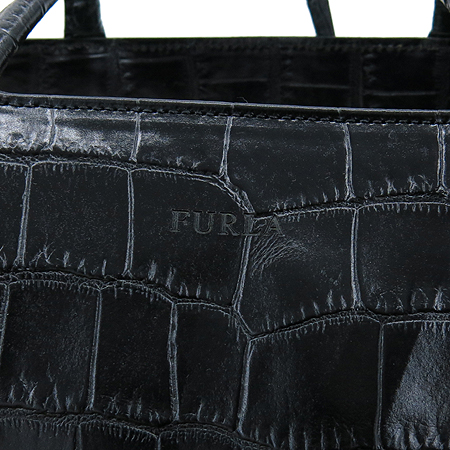 FURLA(�Ƕ�) ũ��Ŀ���� ���� ���� CALF ���� ������ ��Ʈ�� + �����Ʈ�� �̹���5 - ���̺��� �߰���ǰ