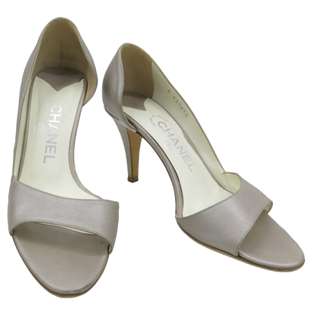 ����  ����