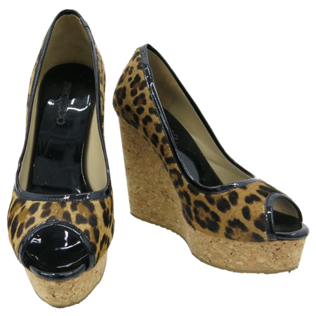 ������  ����