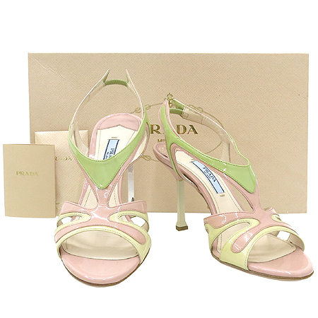 �����  ����