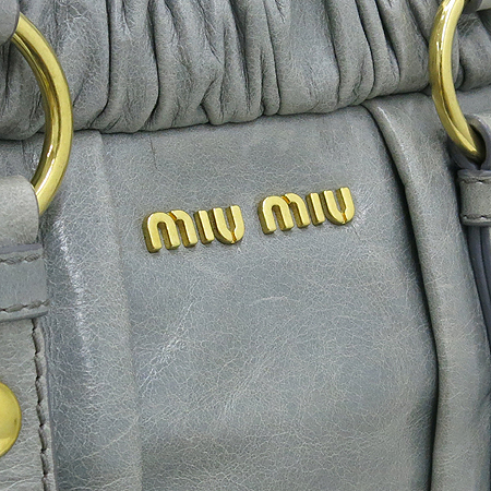 MiuMiu(�̿�̿�) VITELLO SHINE(���ڷ� ����) �׷��� ��Ʈ�� + ��� ��Ʈ�� �̹���4 - ���̺��� �߰���ǰ