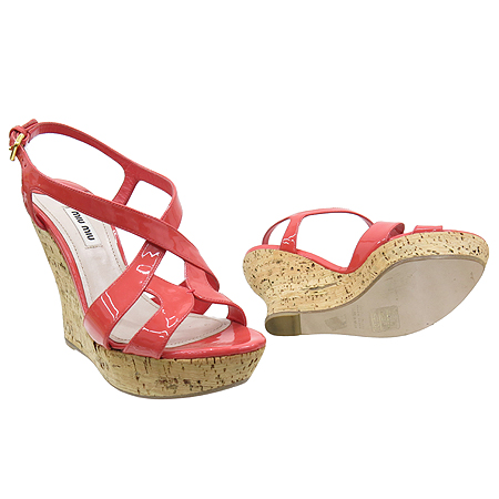 MiuMiu(�̿�̿�) 5XZ160 ���̴�Ʈ ������ ������ ���� �̹���3 - ���̺��� �߰���ǰ