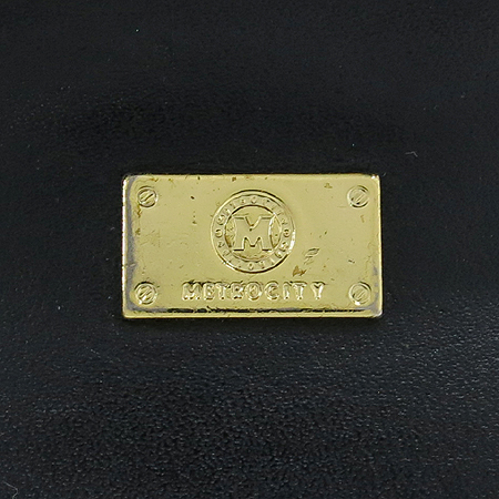 Metrocity(��Ʈ�ν�Ƽ) �������� ����ΰ� �� ��� 4 Ű Ȧ�� ���� �̹���4 - ���̺��� �߰���ǰ