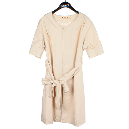 ������  ����