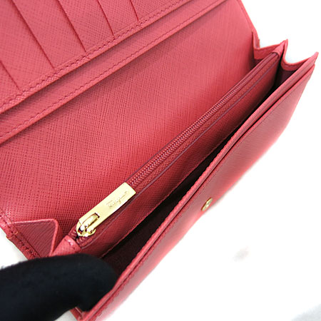 Ferragamo(��󰡸�) 22 B481 ���� ��ġ�� �ΰ� ��� ���ǾƳ� ������ [��õ ������] �̹���5 - ���̺��� �߰���ǰ