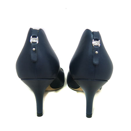 Ferragamo(��󰡸�) 35877 ���̺� �÷� ���� �ĸ� ���� �ٶ� ��� �����뱸�� [��õ ������] �̹���5 - ���̺��� �߰���ǰ