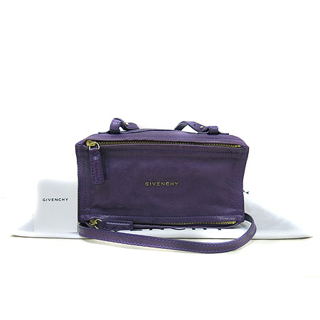 ����� �ǵ��� �̴� ũ�ν��� 